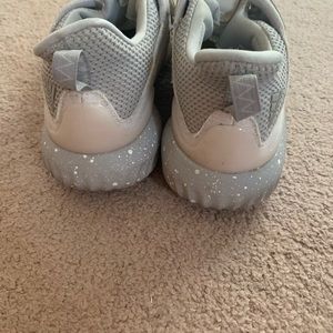 Men’s adidas sneakers size 8